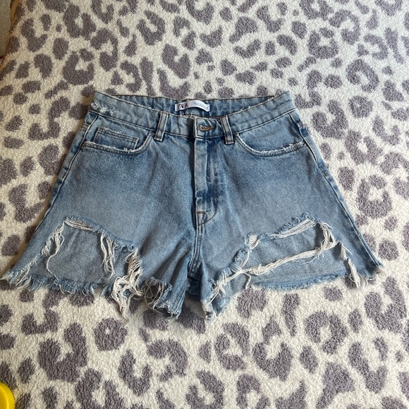 Zara Pants - Zara denim shorts - 4